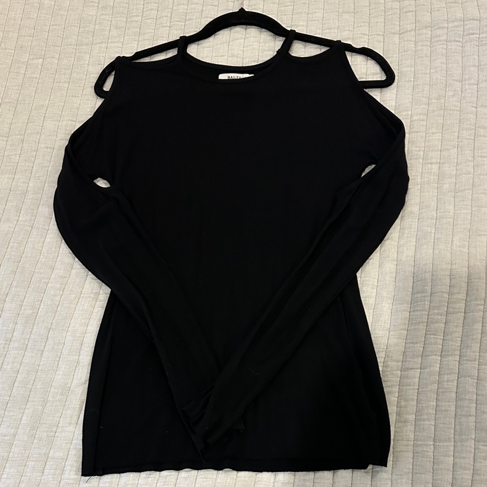 Bailey 44 cut out shoulder black long sleeve